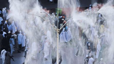 13 Iranian Pilgrims Die Due to Heat During Hajj