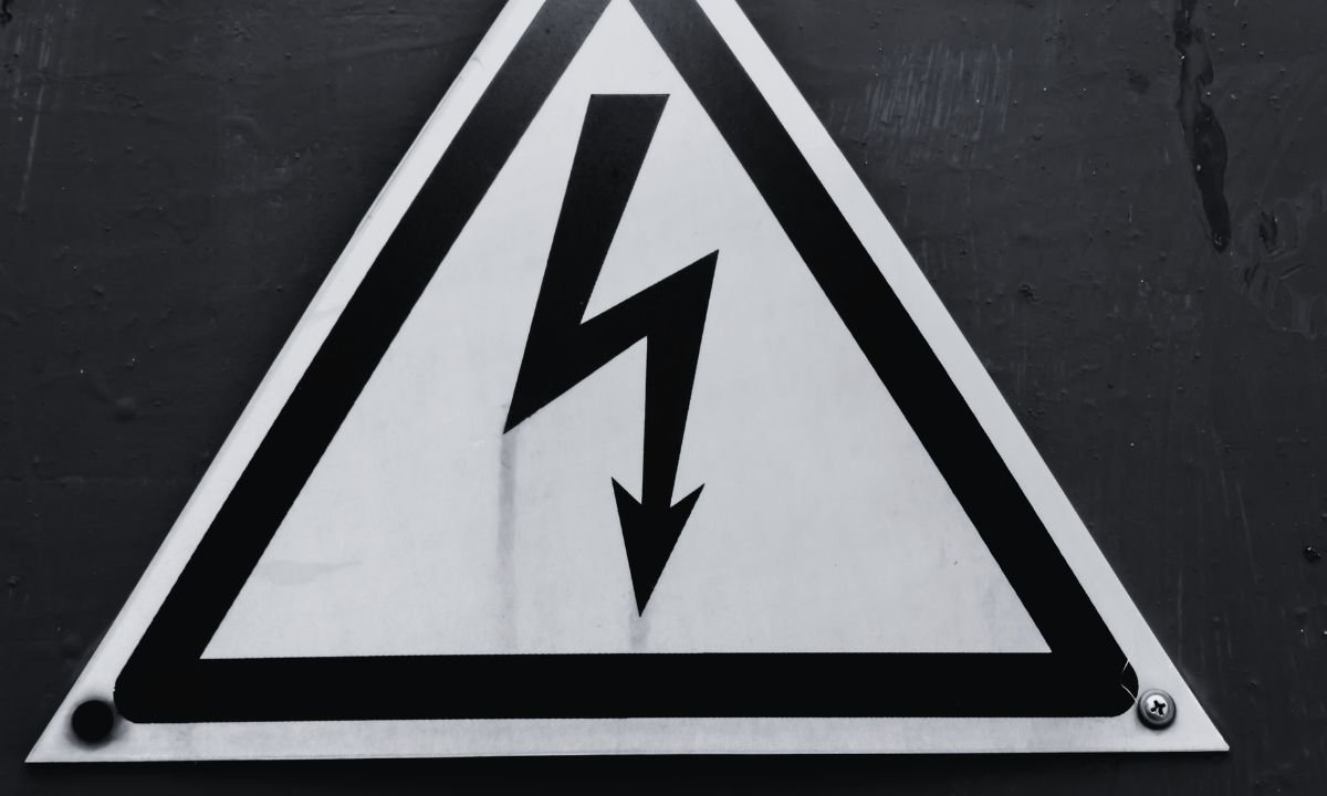 Teenager Dies from Electric Shock in Tanahun