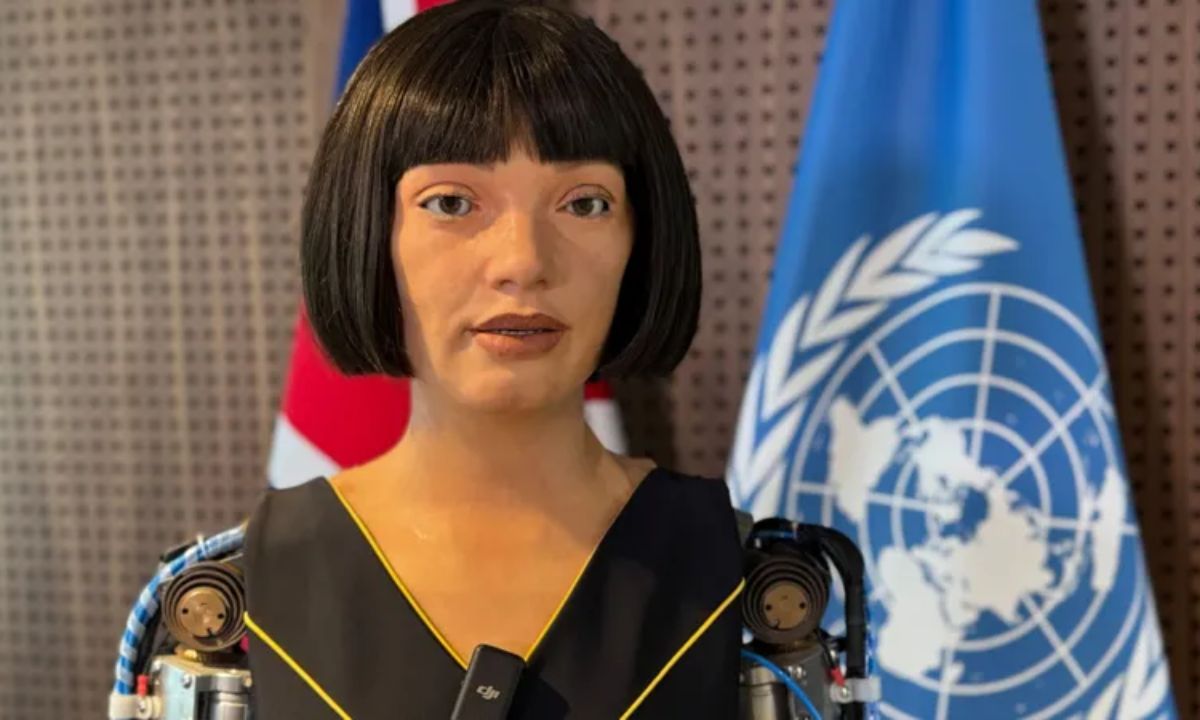 Ai-Da, the robot artist, paints King Charles and questions humanity