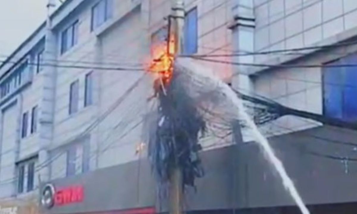 Fire breaks out on electric pole in Thapathali