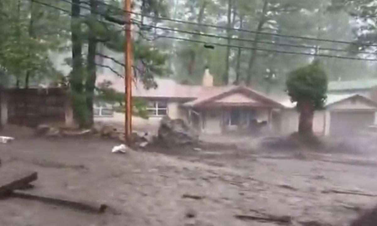 Flash flood emergency in New Mexico: homes swept away, residents urged to seek higher ground