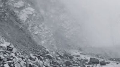 Landslides block Kathmandu–Hetauda