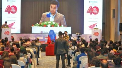 Onlinekhabar 40 under 40